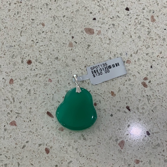 Jade Buddha pendant - Picture 2 of 2